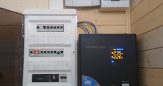 Установка и подключение стабилизаторов напряжения от 579 руб в Советской Гавани - ЭлектроСвс